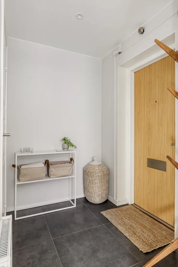 Hallway - Efficient Studio in Central Nyköping