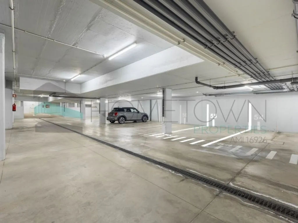 Garage - Luxury Flat with Pool in Vilamoura