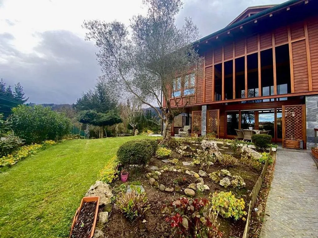 Giardino - Detached Villa with Pool in Olaberria