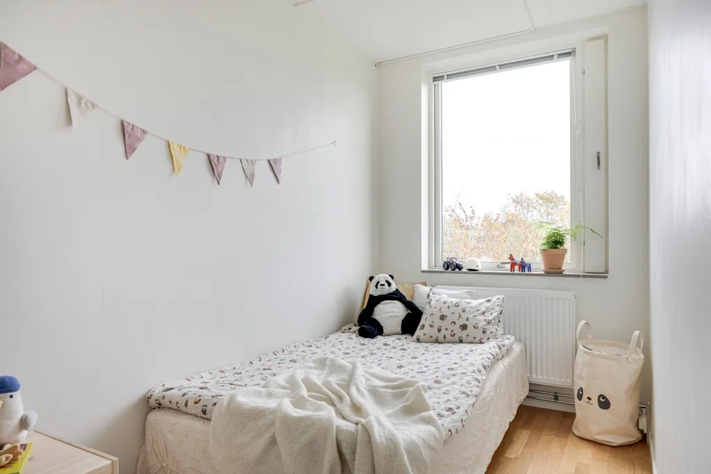 Magamistoad - Spacious Penthouse with Balcony in Lund
