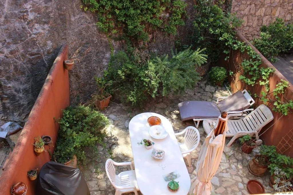 Jardin - Terraced House with Sea Views in Begur