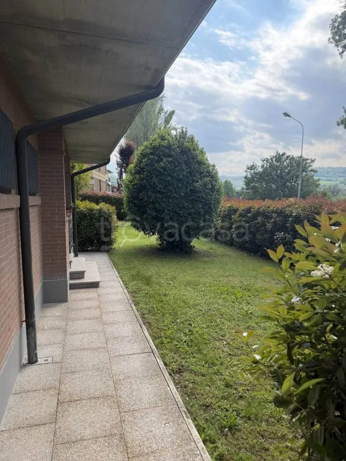 Jardin - Apartment with Panoramic View in Maranello