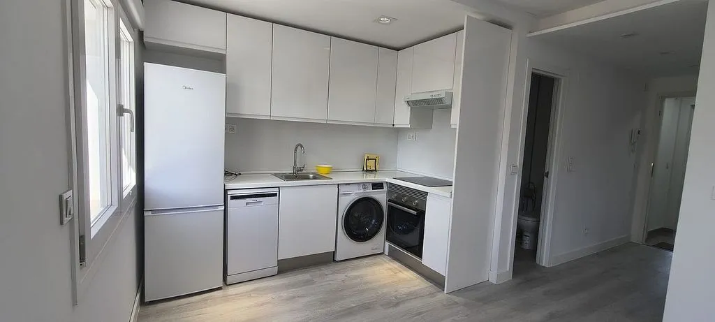 Kitchen - Studio with Air Conditioning in Majadahonda Centre