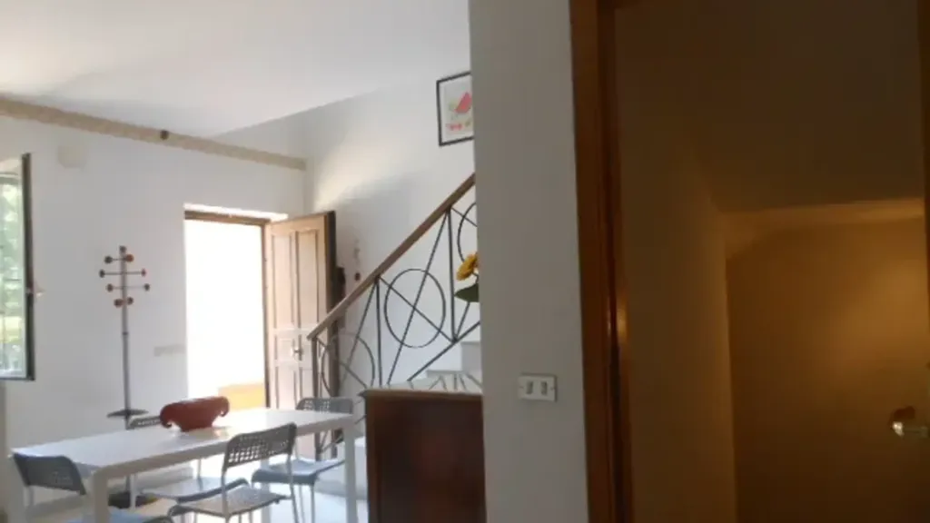 Salle à manger - Semi-detached Villa in Private Park, Taverna Zarone