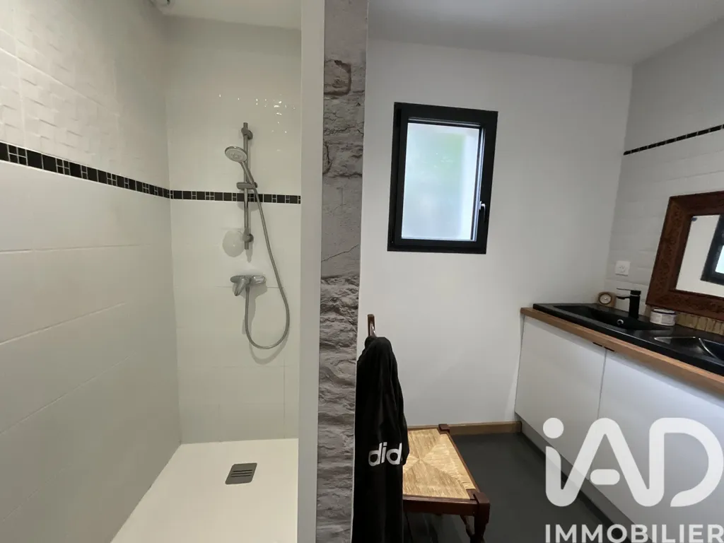 Bagni - Architectural House with Pool in Dissay
