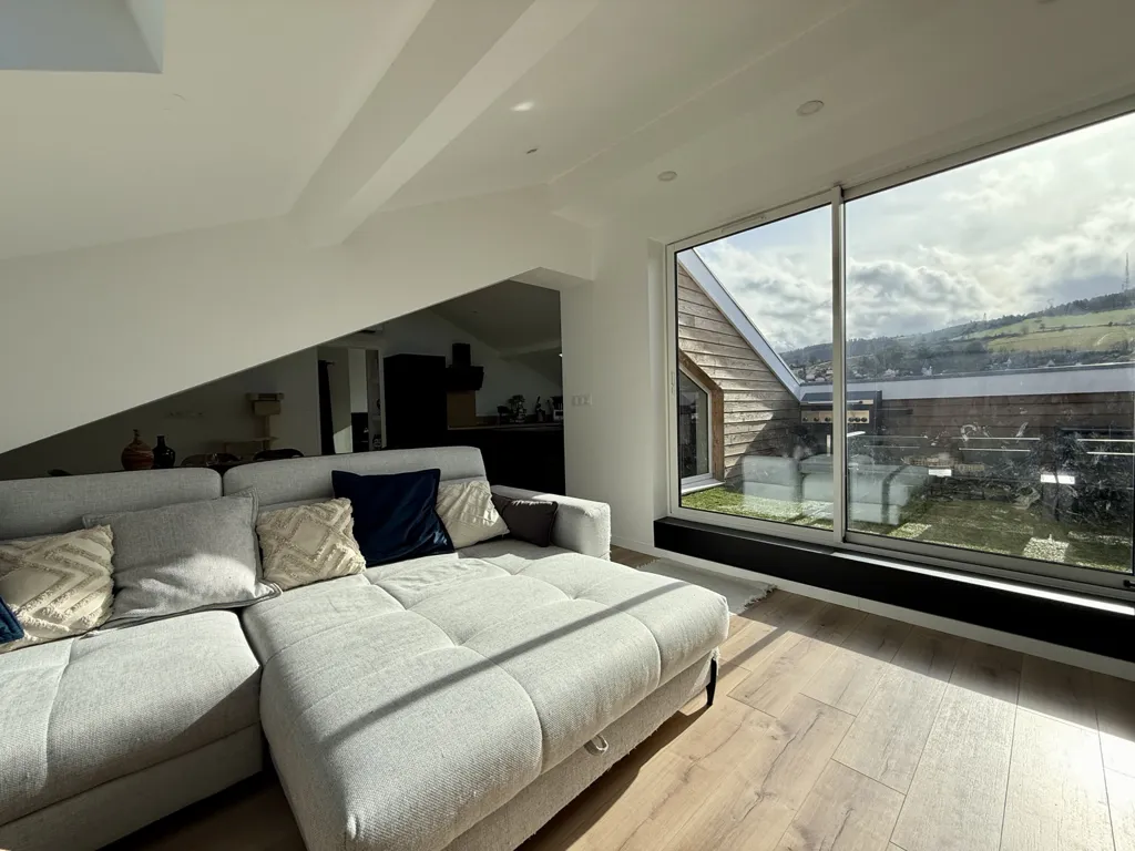 Séjour - Appartement avec Tropezienne et Terrasse Sud à Saint-Étienne