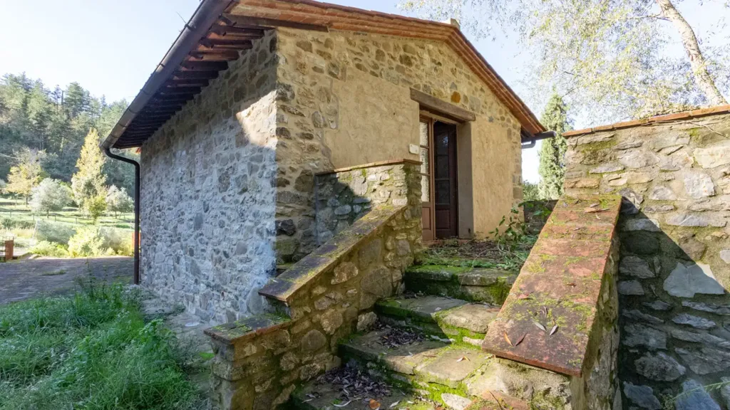Exterior - Casale with Pool in Gaiole in Chianti