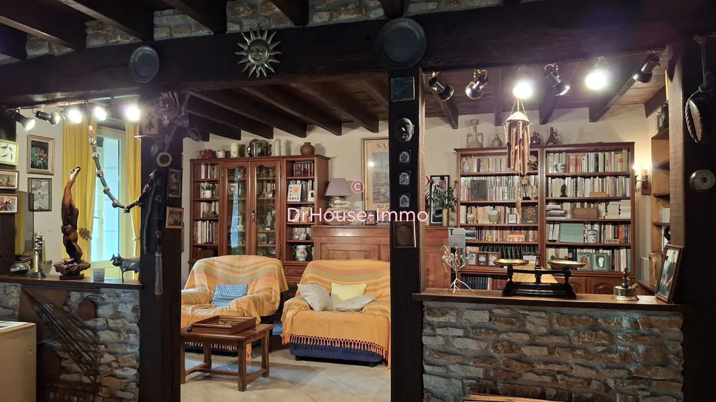 Séjour - Maison en Pierre avec Terrain à Brantôme