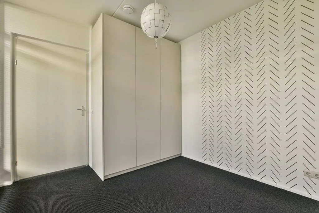 Magamistoad - Semi-Detached House with Courtyard in Den Haag