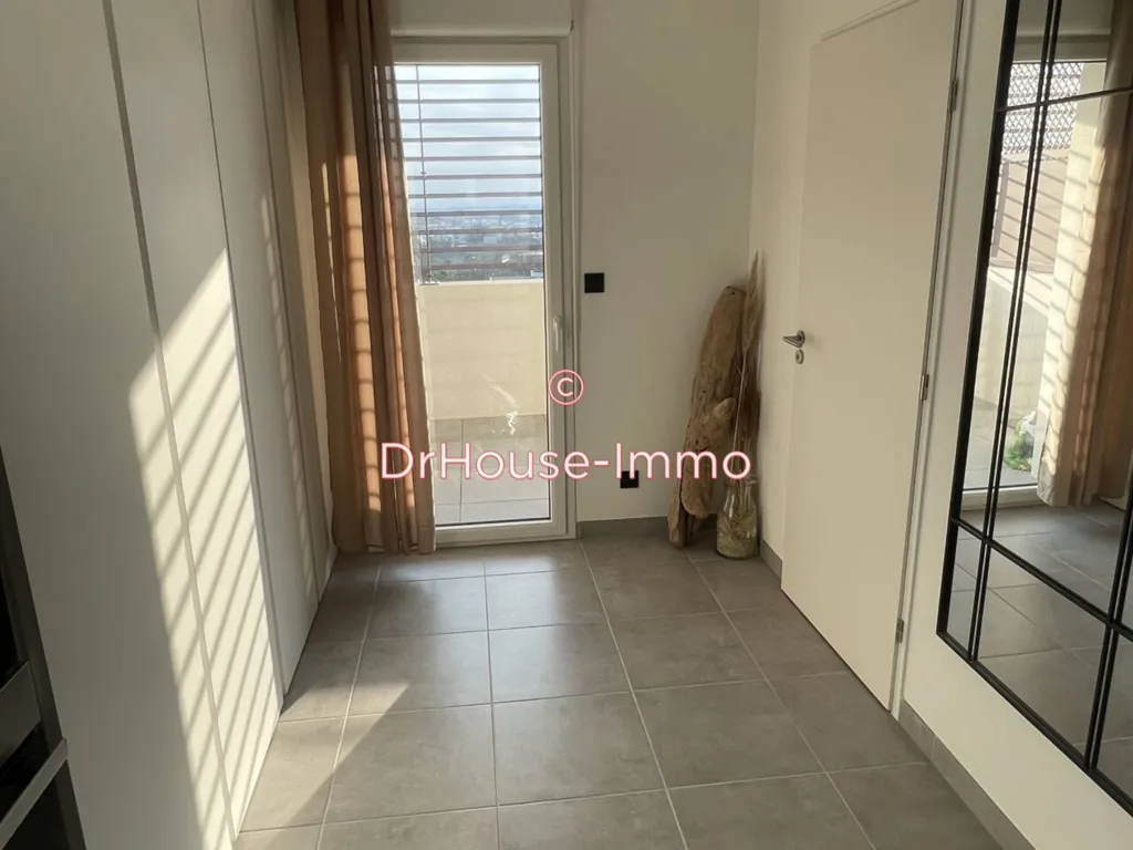 Entrée - Appartement T3 avec Balcon Couvert à Béziers