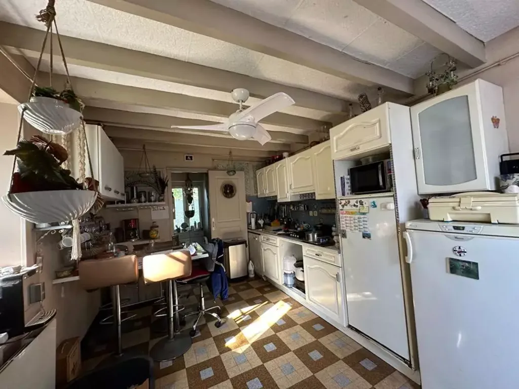 Köök - Two-Home Ensemble with Garden in Langé