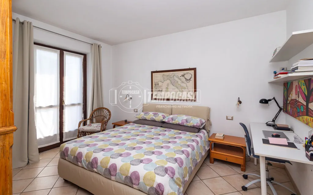 Chambres - 5-Bedroom Apartment with Double Garage in Chieri