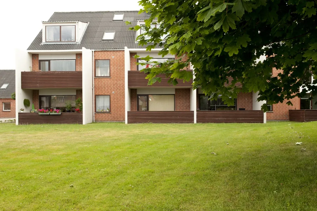 Aed - 3-Bedroom Flat with Terrace in Aalborg