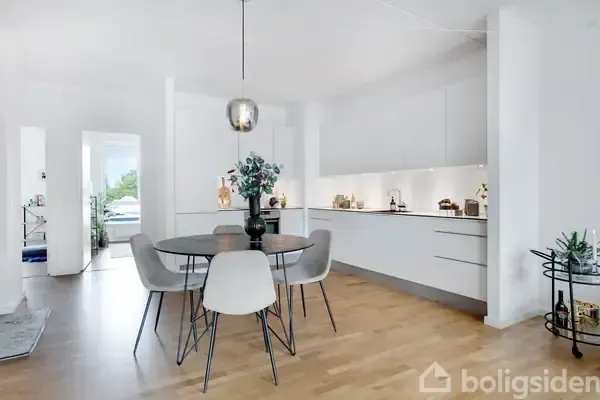 Söögituba - Apartment with Garden Access in Søborg
