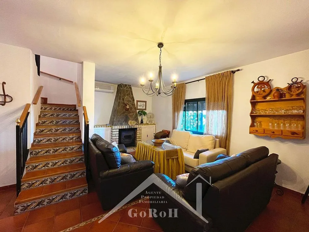 Séjour - Villa with Pool in La Colinas, Seville