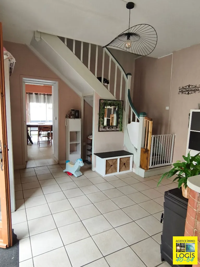 Entrée - Maison Rénovée avec Jardin à Puyoo