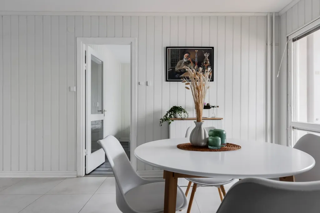 Salle à manger - Renovated Flat with Balcony in Kristinehamn