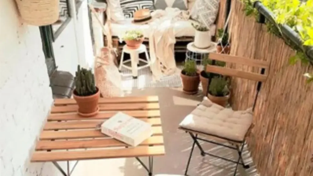 Rõdu - Rearranged Apartment with Balcony in Monza