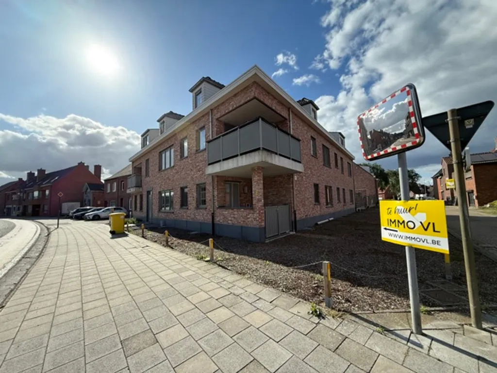 Esterno - Apartment with Terrace in Mol