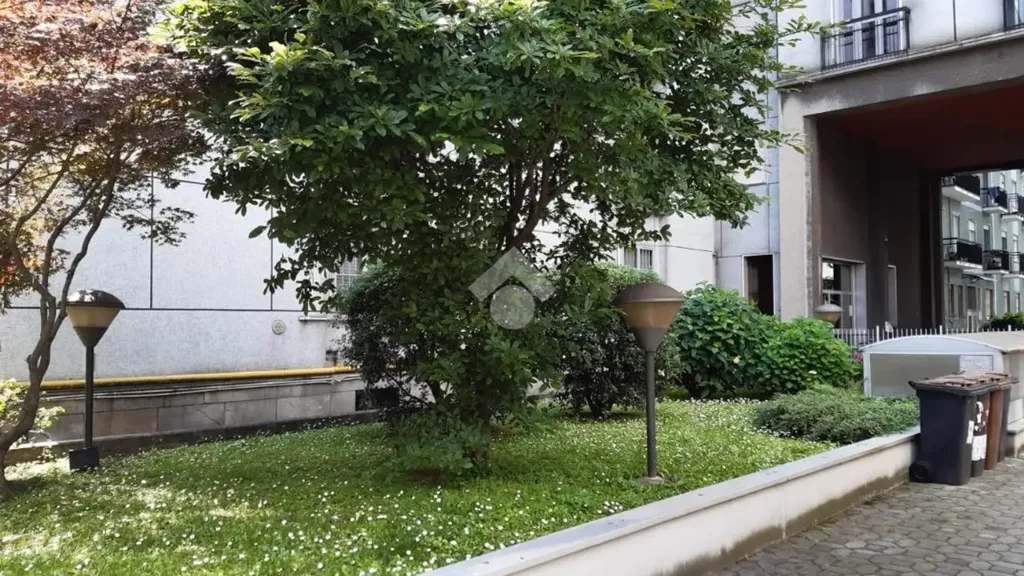 Jardin - Duplex with Balcony in Milan