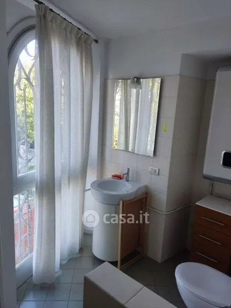 Salles de bain - Two-Bedroom Lake View Apartment in Luino