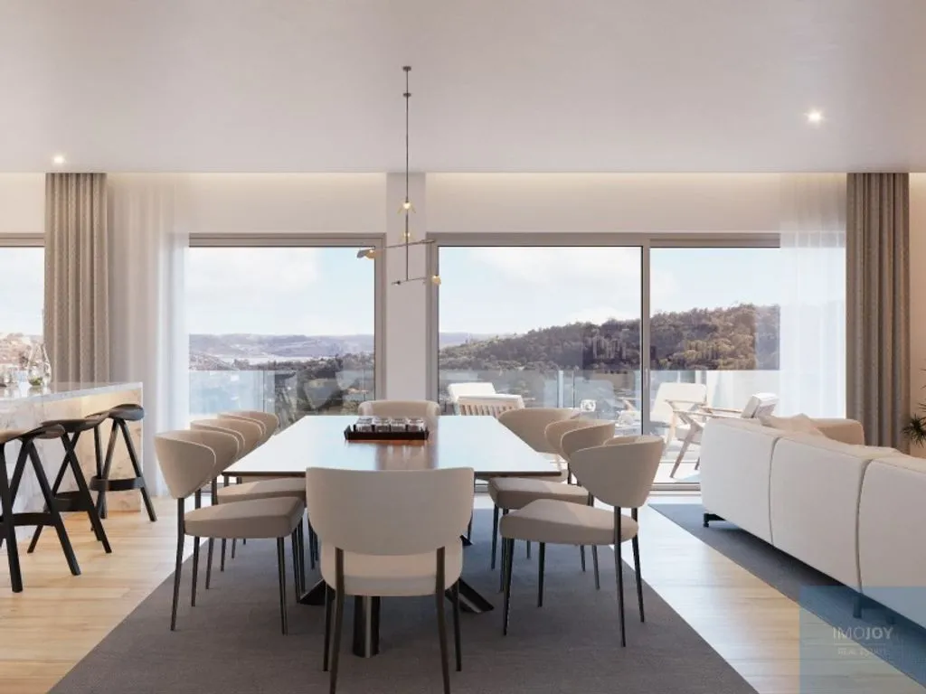 Söögituba - Luxury 3-Bedroom Flat in Campolide, Lisbon