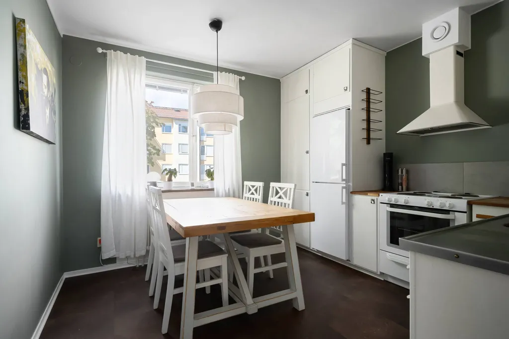 Söögituba - Apartment with Balcony in Västerhaninge