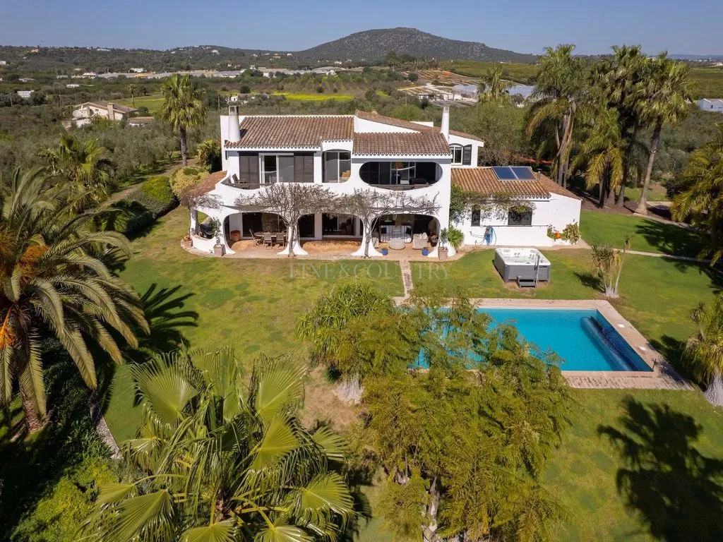 Õhuvaade - Luxury Villa with Olive Grove in Moncarapacho