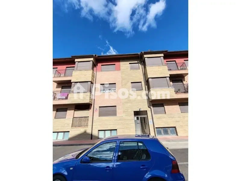 Apartamento exterior con balcón en Lanciego