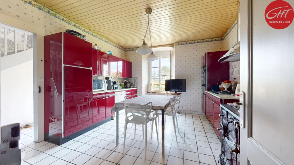 Cuisine - Maison en Pierre au Charme de l'Ancien à Serre-les-Sapins