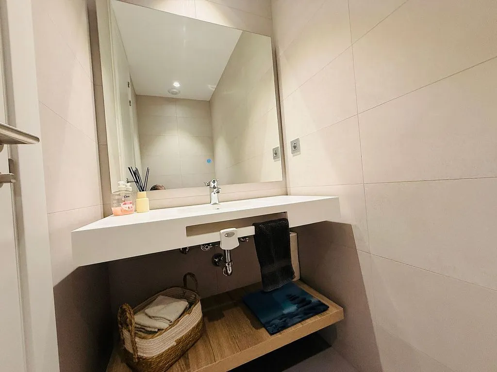 Vannitoad - Contemporary Flat with Sea View in Estepona