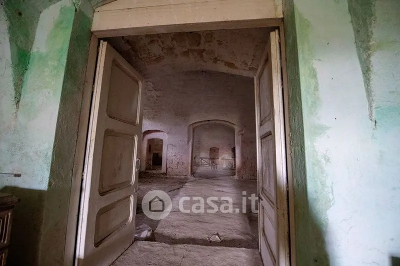Entrée - Masseria with Olive Grove in Barletta