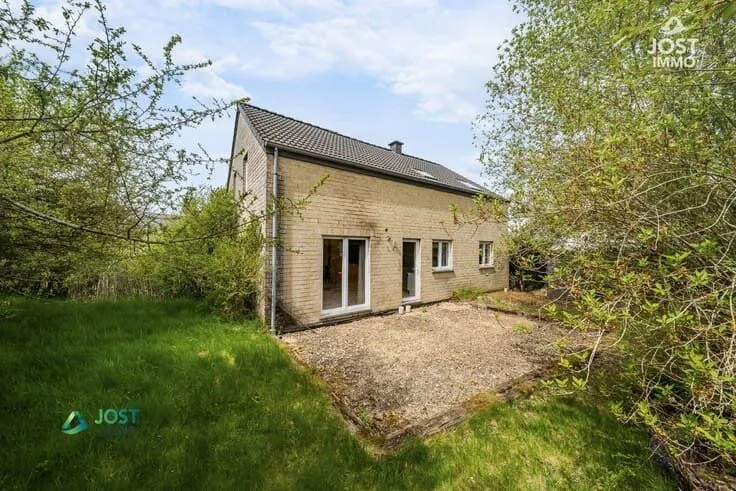 House with Development Potential in Wolkrange