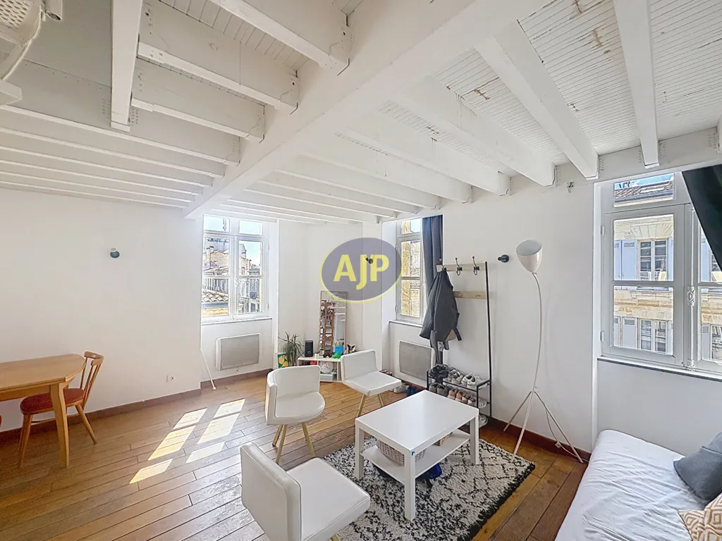 Séjour - Appartement Duplex avec Vue sur Bordeaux