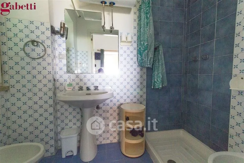 Bathrooms - Villa with Sea View in Monte Argentario