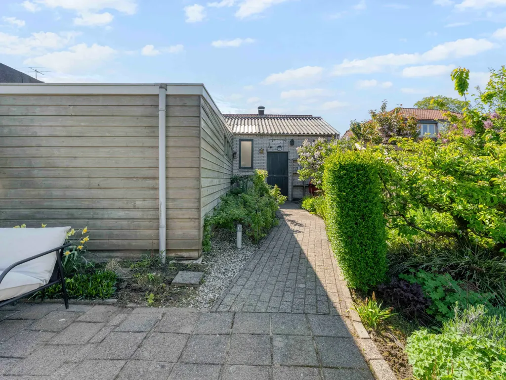 Giardino - Charming 1910 House with Water View in Vecht
