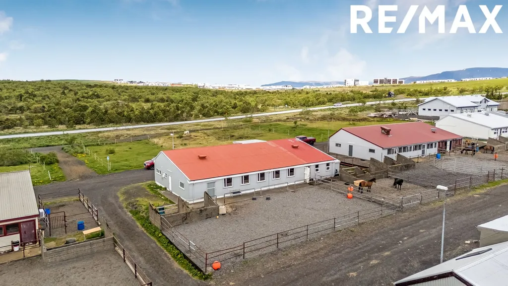 Vista aerea - Endahesthús with Loft in Garðabær