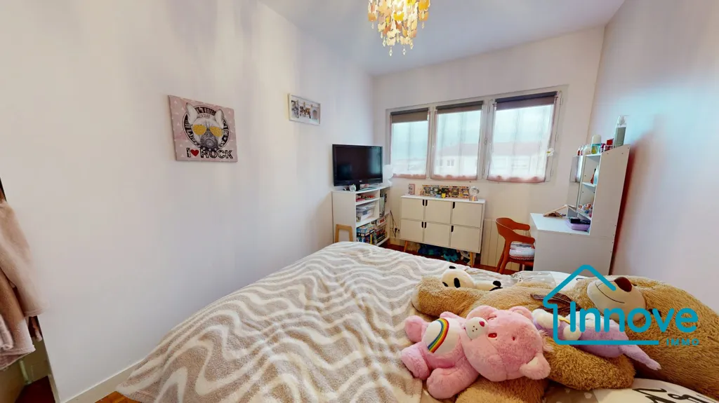 Chambres - Maison 4 Pièces avec 'Zéro Entretien' à Villepreux