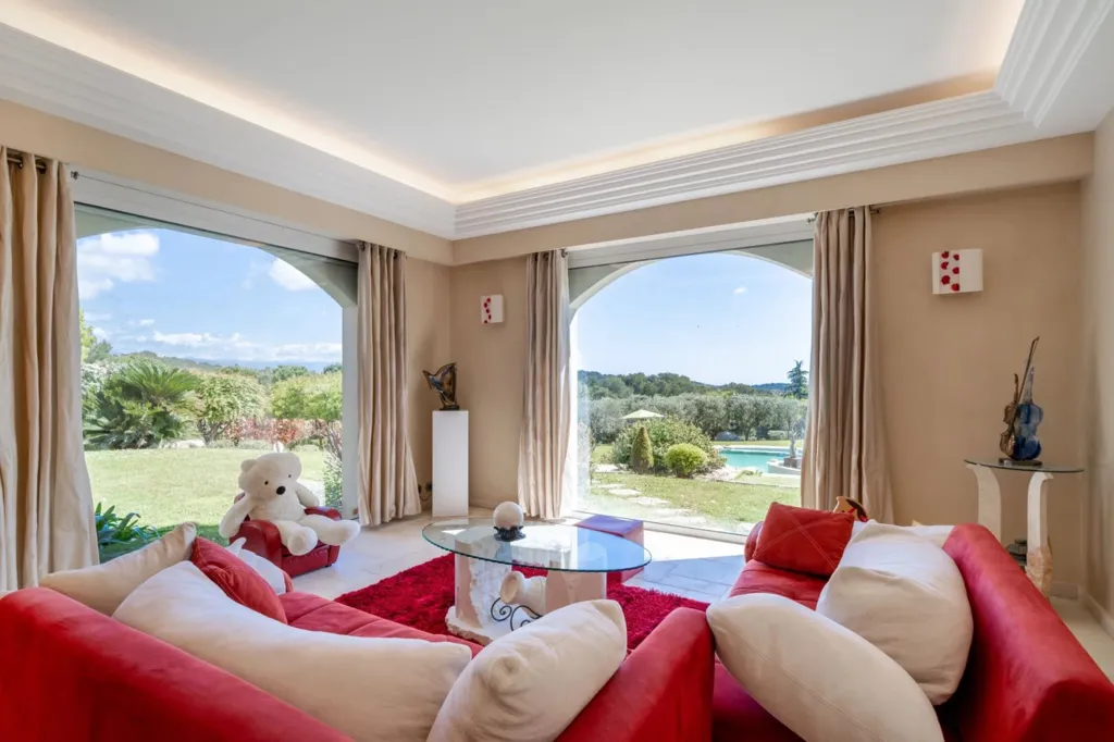 Elutuba - Contemporary Bastide with Pool in Quiet Setting
