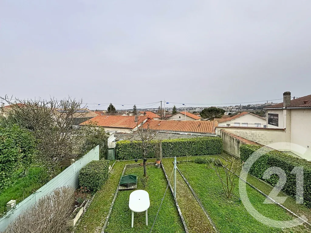 Jardin - Maison avec Balcon et Jardin à Angoulême