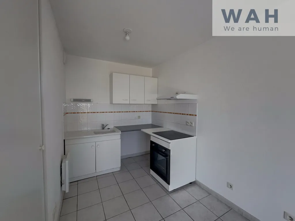 Köök - T2 Flat with Balcony in Secure Residence