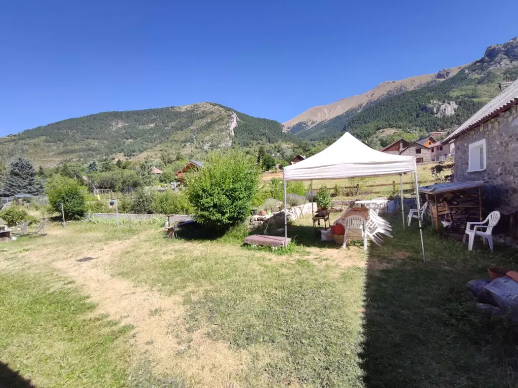 Jardin - Grange Rénovée avec Vue Montagne à Valdeblore