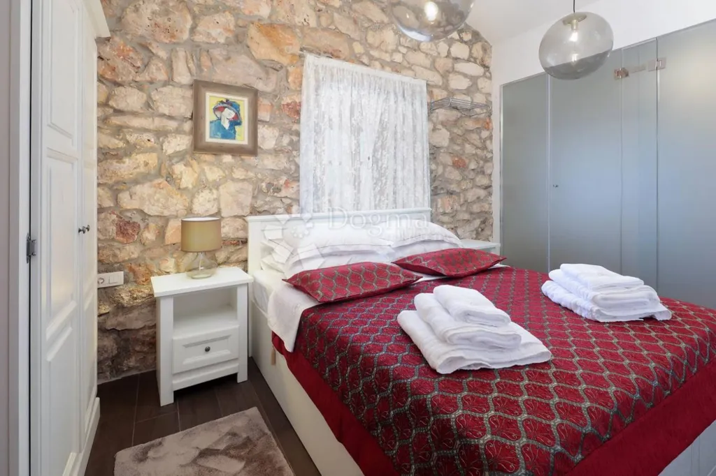 Bedrooms - Stone House with Pool on Molat, Zadar
