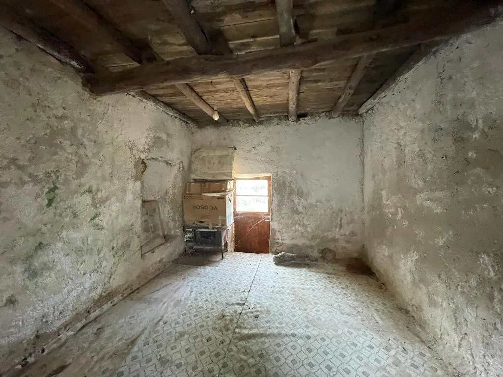 Pièces - Maisonette with Land in Allimatades, Corfu
