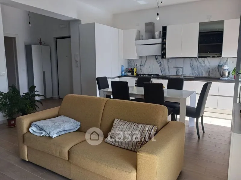 Elutuba - Modernised Apartment with Balcony in Catanzaro