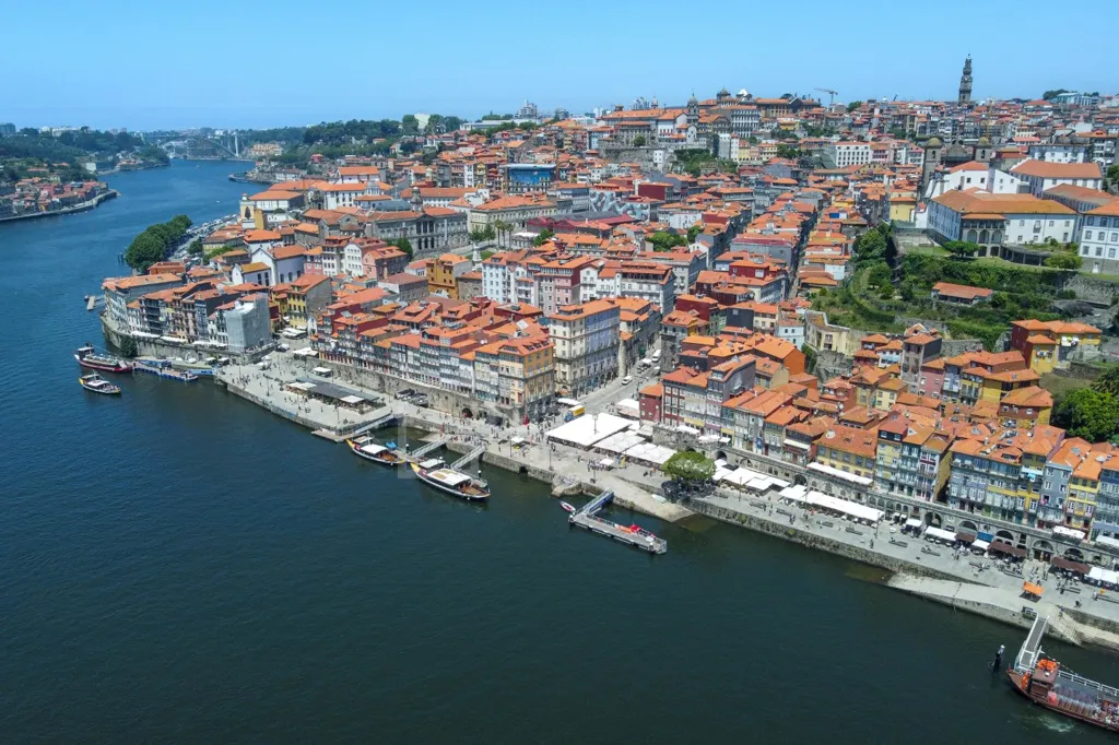 Õhuvaade - Shop with Sea View in Matosinhos