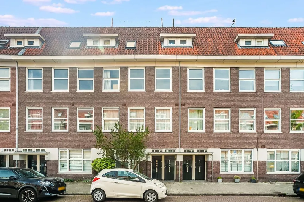 Characterful Apartment with Balcony in Amsterdam
