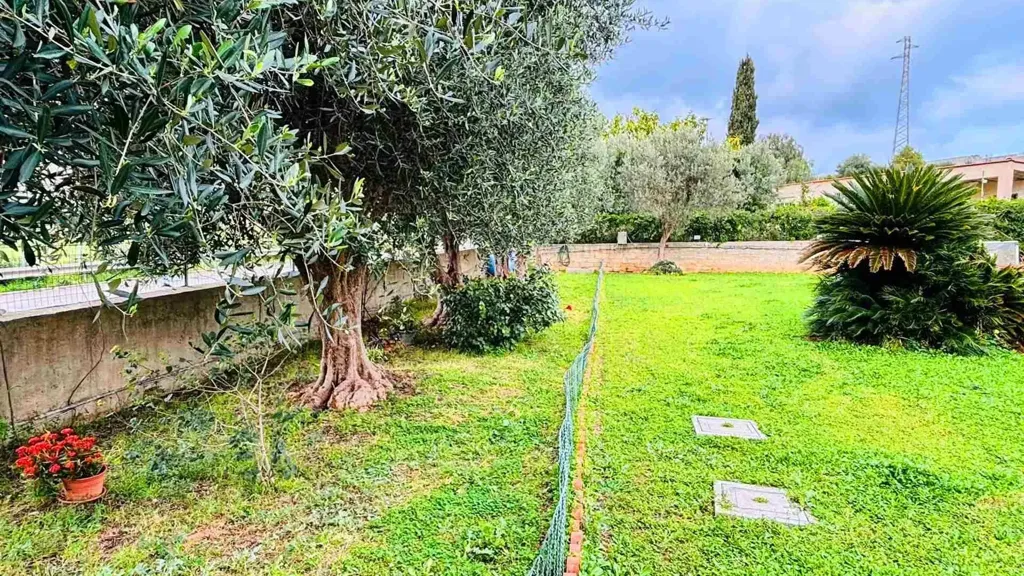 Jardin - Villa with Garden in Siracusa