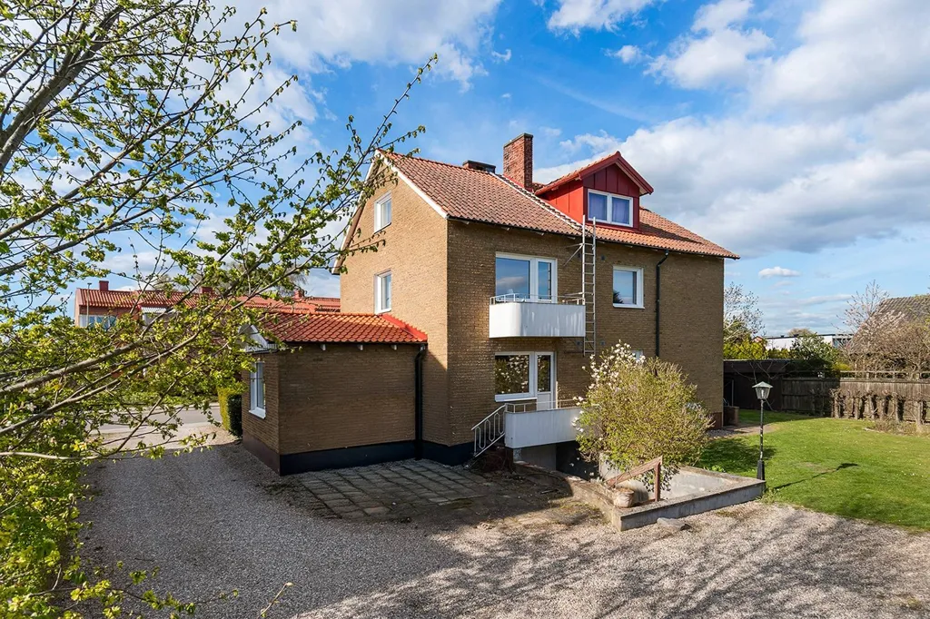 Extérieur - Multi-Unit Property with Parking in Skurup