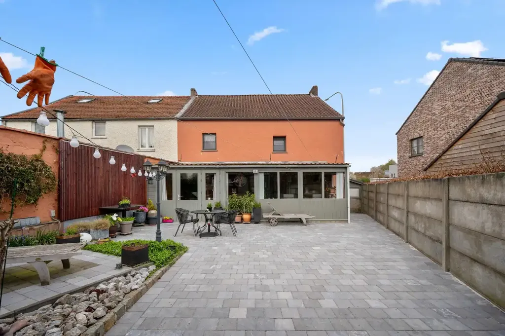 Jardin - Rijwoning avec Jardin et 2 Garages à Boutersem